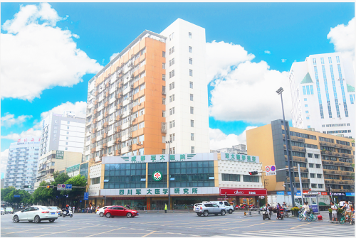 成都军大医院门面