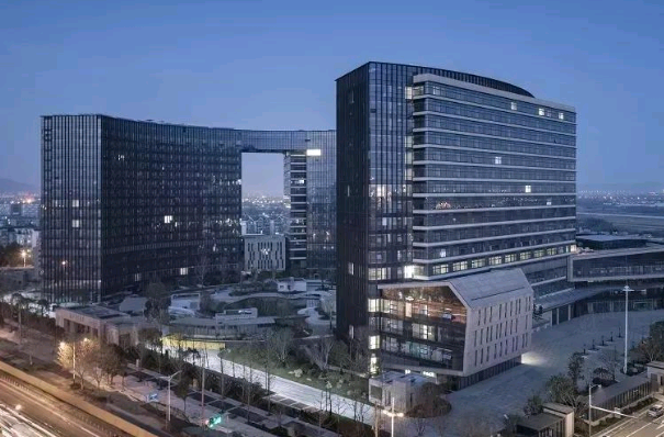 南京市中医院激光狐臭做的好吗？需要多少钱