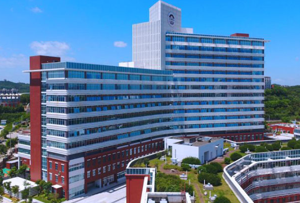 福建医科大学附属第一医院口腔科哪个医生好?2024收费价格公布
