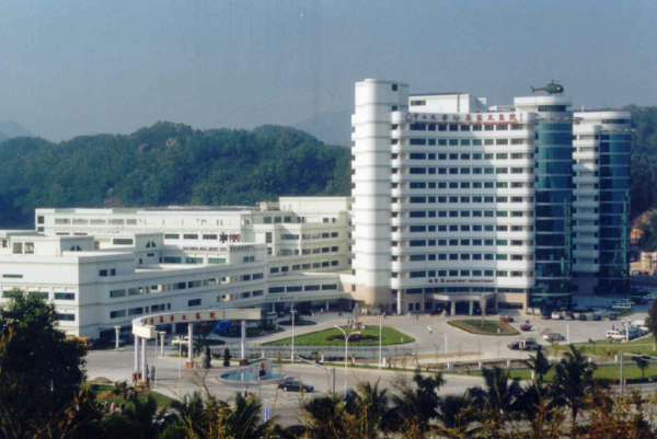 中山大学附属第五医院近视手术有后遗症吗?近视手术费用