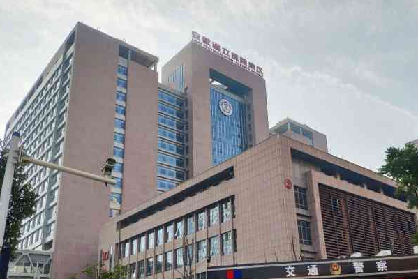 2024安徽省立医院半飞秒多少钱?【半飞秒案例】