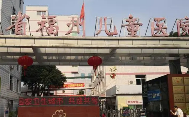福州儿童医院胶原蛋白丰鼻唇沟术后三个月经典案例(效果怎么样?技术点评)
