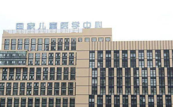 上海儿童医学中心玻尿酸填充医生排名,技术能力&效果详情